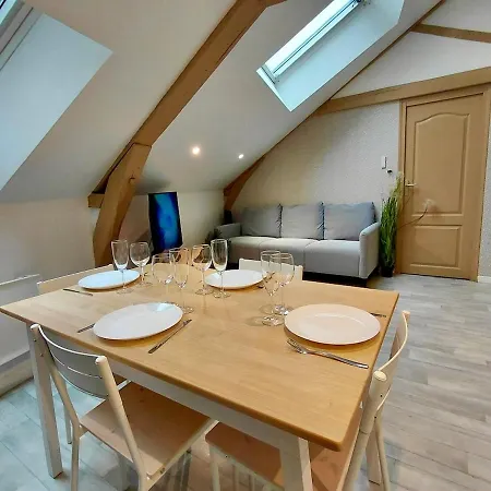 C Coispine T3 Confortable En Bord De Meuse *