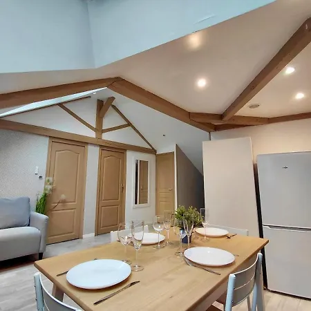 C Coispine T3 Confortable En Bord De Meuse * Charleville-Mézières