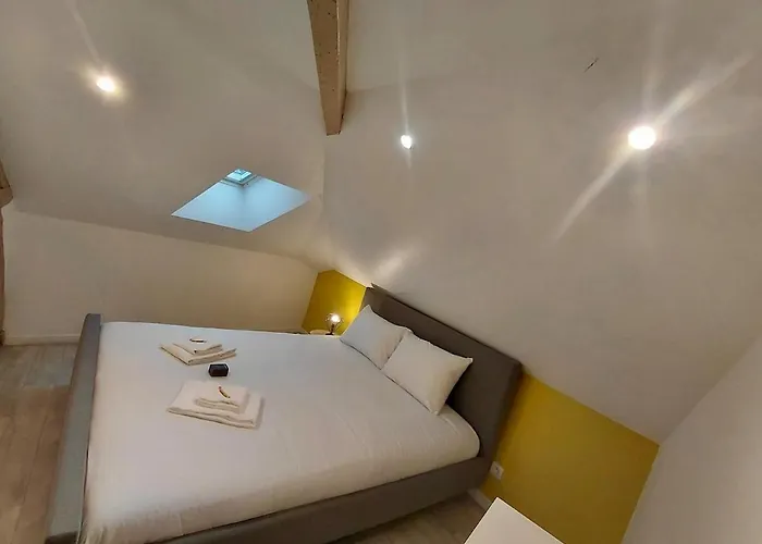 C Coispine T3 Confortable En Bord De Meuse * Charleville-Mézières