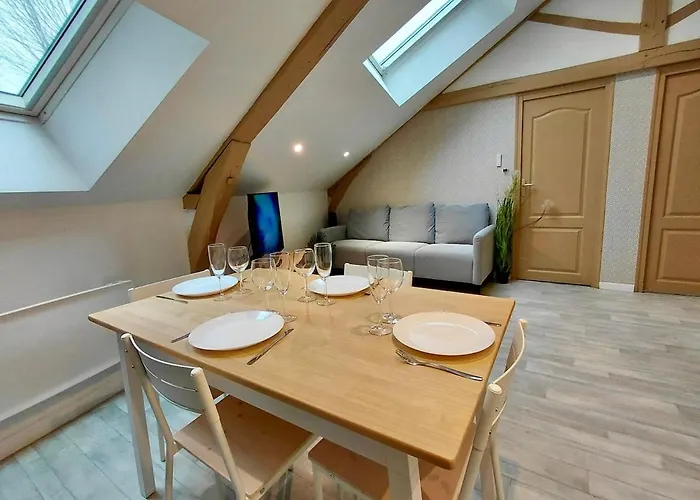 C Coispine T3 Confortable En Bord De Meuse *